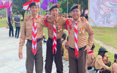 TIGA ANGGOTA PRAMUKA PANGKALAN MTSN 2 BOALEMO TERPILIH JADI PETUGAS UPACARA DI JAMBORE CABANG KE-3